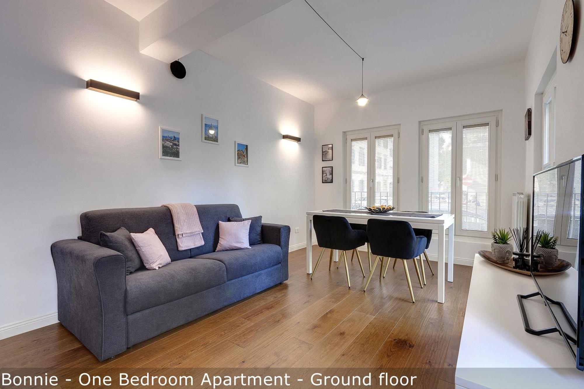 Bonnie - Clyde - Marvin Apartments By Mamo Florens Exteriör bild